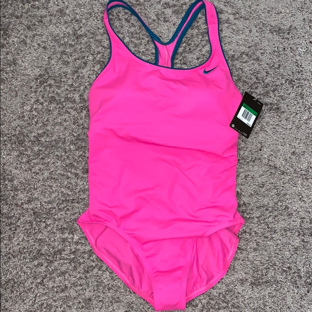 Nike SwimSuit 🩱